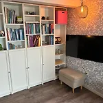 Charming On The Harbour Tatil Evi *