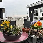 Charming On The Harbour * Rødvig