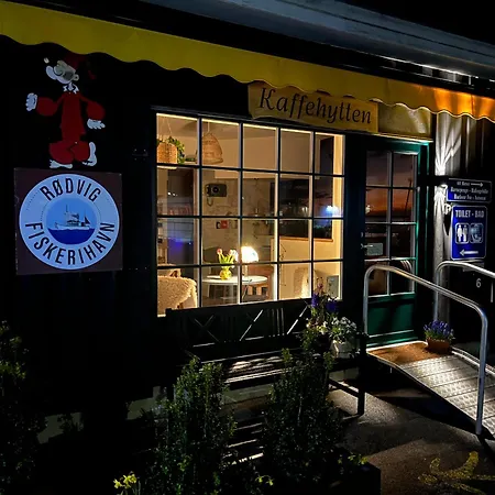 Charming On The Harbour