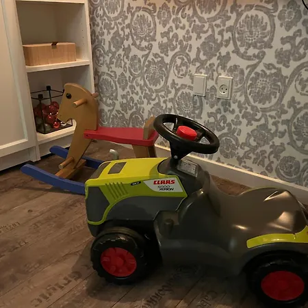 Charming On The Harbour Semesterbostad *