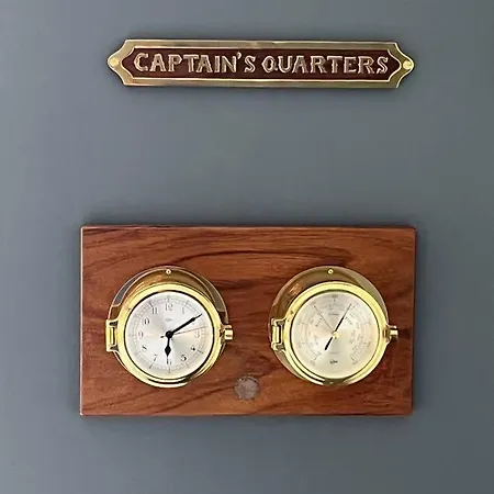 Charming On The Harbour *