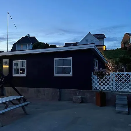 Charming On The Harbour Ferienhaus