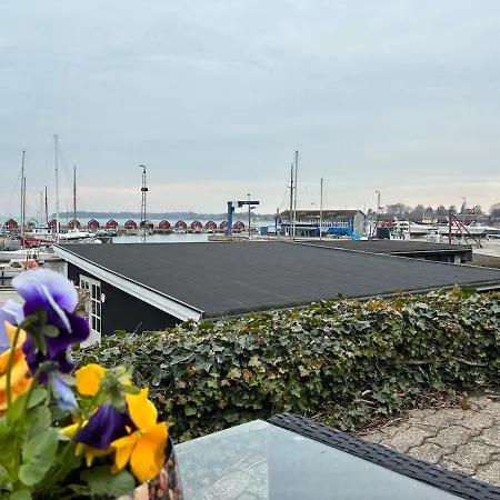 Charming On The Harbour Rødvig