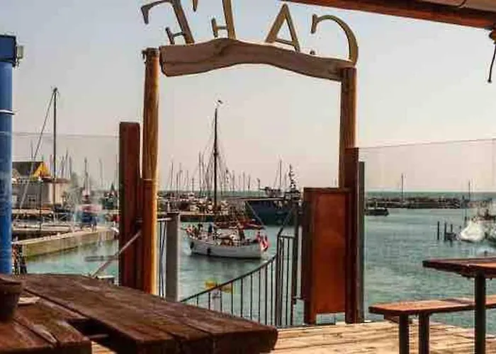Tatil Evi Charming On The Harbour *